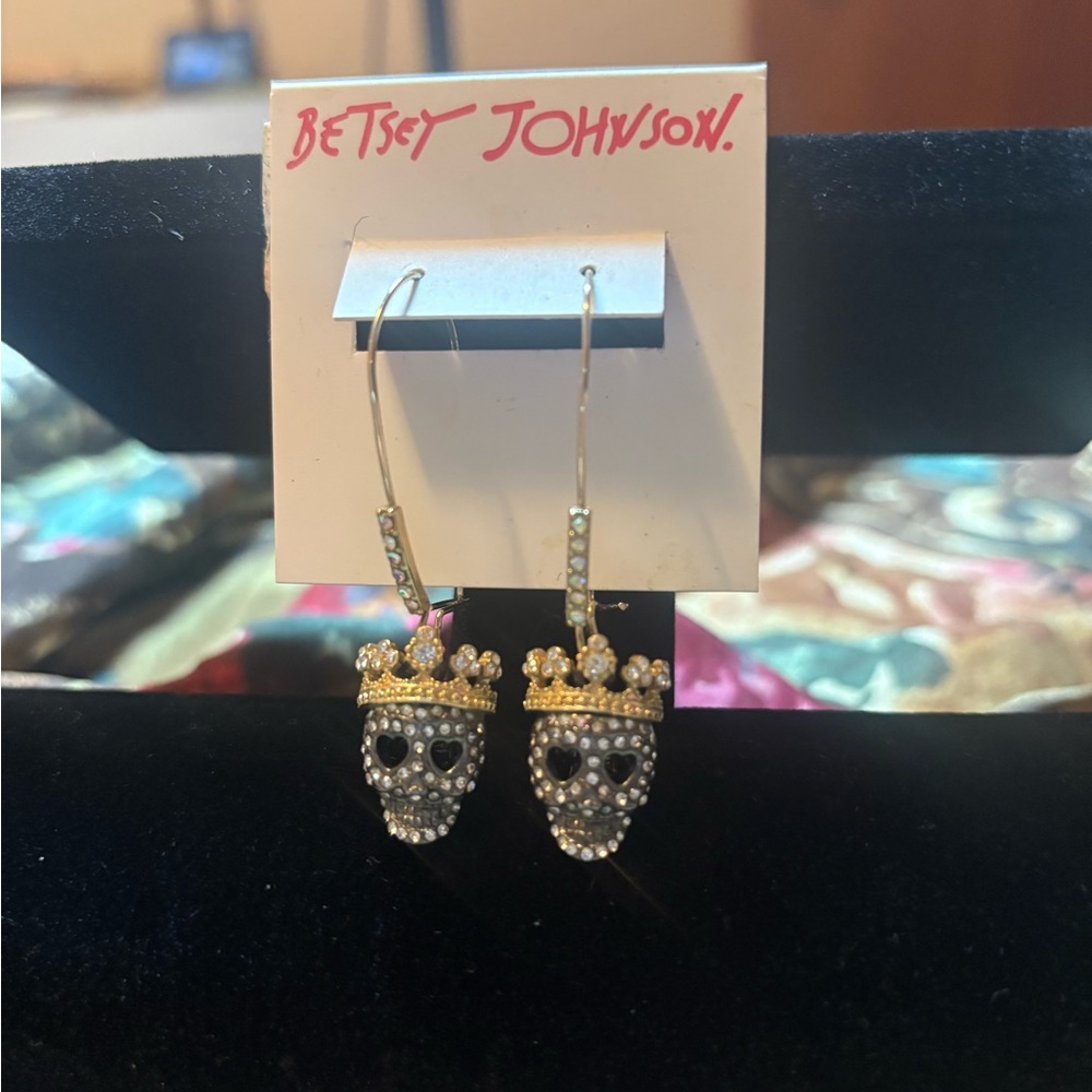 Betsey Johnson Gold and Black Crown Skull Earrings